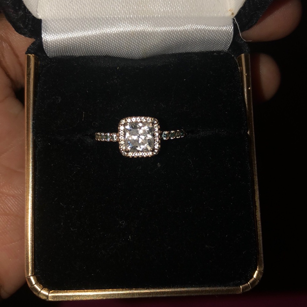 Ring - Picture 2 of 3